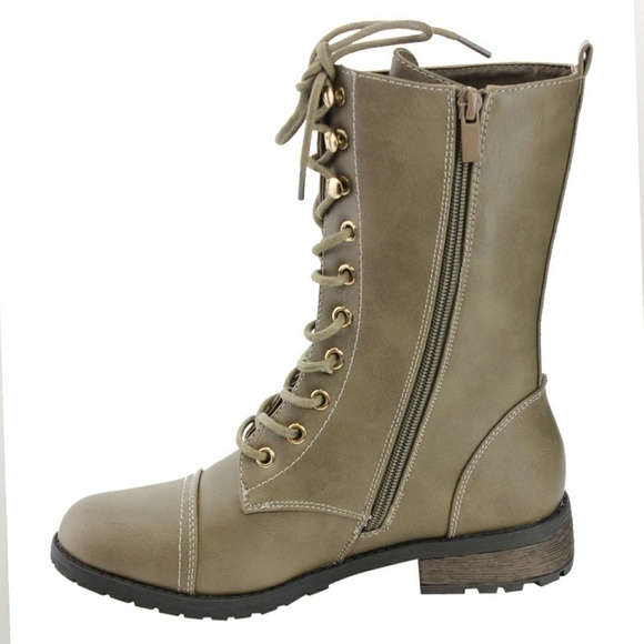 Last, 6.5  Combat booties Taupe PRICE FIRM - Picture 6 of 7